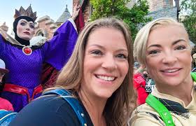 Enjoyable Disney group discussions at work