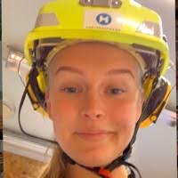 90+ "Høen" profiles