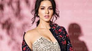 Born in ontario, canada, sunny leone grew up in idyllic surroundings, loving the cold canadian winters and the snow that came with them. In Video Sunny Leone Uses F Word At Salman Khan S Bharat Screening Find Out Why