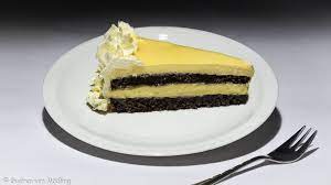 Tabelle1 schokokuchen mit eierlikörcreme dieser kuchen ist bei uns immer schnell vergriffen. Mohntorte Mit Eierlikorcreme Gudrun Von Modling