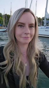 Exploring Solo Adventures in Paddleboarding