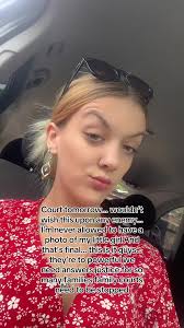 Johanna Juhlin Fanfix: The Artistic Journey of a Painter Girl in Sweden