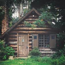 Pin By Catherine Campbell On The Eternity Of The Forest Little Cabin Cabins In The Woods Cabins And Cottages