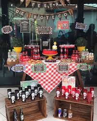 Para romper el hielo, lo mejor es tener preparados algunos juegos para fiestas de cumpleaños de adultos. Fiestas Tematicas De Adultos 30 Propuestas Para Celebrar