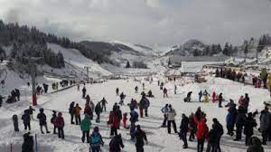 Poiana brasov a fost din vechi timpuri destinația drumețiilor și a practicării sporturilor de iarnă. Webcam Poiana Brasov Teleferic Camere Live Poiana Brasov Live