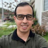 100+ perfiles de «Velez Delgado»