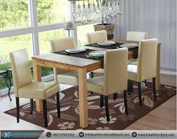 Bagi anda yang kini sedang mencari meja makan dengan konsep yang minimalis. Model Meja Makan Minimalis Sederhana Klasik Furniture Jepara