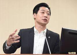 Born 1 february 1976) is a taiwanese politician, musician, and independence activist. Yq 3u Pouivvnm
