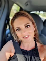 Afgelopen wknd was er ook weer Limitzz @ Fun Valley en wat n top feestjes  waren dat!! Deze twee beauty's Wendy Janssens & Georgette Luyten-Kramer  mogen voorzien van n beach day'party make-up⛱ #