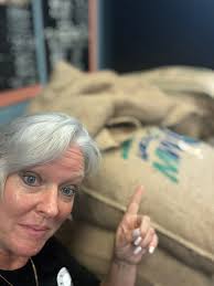 Told you i was addicted to El salvador 😍😍😍😍😍 with cinnamon topping  ❤️❤️❤️❤️❤️