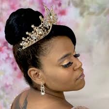 Stream Ebony Queen music