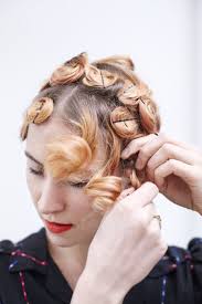 This Easy Diy Proves Anyone Can Do Pin Curls Like A Pro Pin Curls Pin Curl Hair How To Curl Short Hair