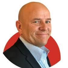 Aaron Bettison's Instagram, Twitter & Facebook