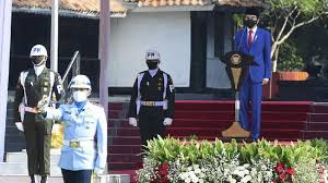 Berdasarkan sejarahnya, hari lahir pancasila menjadi peringatan momen lahirnya pancasila, yang berasal dari pidato soekarno mengenai rumusan dasar negara dalam sidang bupki 1 juni 1945. Perbedaan Hari Kesaktian Pancasila Dan Hari Pancasila