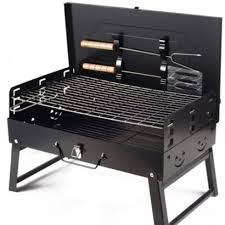 RD$10,900 BBQ de gas portátil de acero inoxidable de la marca America de  20” *Cuenta con tres quemadores con control de temperatura individual  *Tiene un medidor de temperatura integrado en la tapa