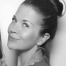 Meet the Walmart deli employee who's also a track star hoping to make the  Olympic team