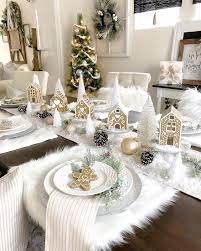 60 Best Christmas Table Decor Ideas For Christmas 2020 Where Traditions Meets Grandeur Hike N Dip Christmas Table Centerpieces White Christmas Decor Christmas Table Decorations
