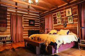 Then try out some of these pouplar room decor ideas in singapore to spice up your home with a themed look. How To Decorate Your Home With A Cabin Decor Givdo Home Ideas