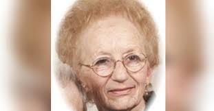 Mary Offerman's Instagram, Twitter & Facebook