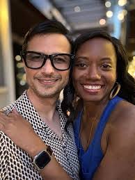 Ellen Ayres's Instagram, Twitter & Facebook