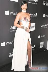 Rihanna Yine Nefes Kesti Rihanna Fotograf Galeri