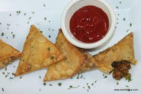 Goan Beef Mince Samosas Recipe Goan Recipes Recipes Easy Cooking Recipes