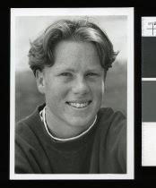 Subject Search for Portrait photographs