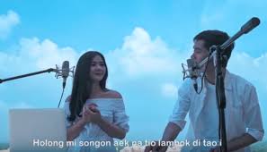 Jakarta lyrics and chord by tongam sirait. Lirik Lagu Aek Sigara Ni Api Henry Manullang Ft Yanti Sitohang Lirik Lagu Batak Terupdate