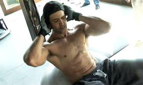 Hrithik Roshan Workout And Diet For Bang Bang Healthy Celeb