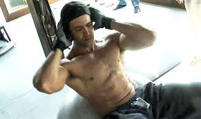 hrithik roshan workout and diet for bang bang healthy celeb