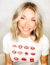 Amy Lister's Instagram, Twitter & Facebook