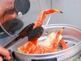 5 Ways To Cook King Crab Legs Recipe King Crab Legs King Crab Crab Legs Recipe
