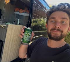 Hello my name is Gerard. I am planning a trip to southern Portugal this  winter and would be grateful for the recommendation of any campsites within  walking /cycling distance of any towns