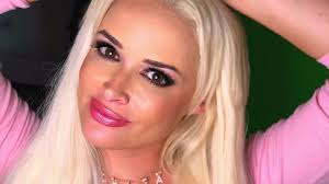 Für daniela katzenberger ist schminken eine kunst. Die Katze Schminkte Sich Fruher Immer Bevor Lucas Aufwachte Promiflash De