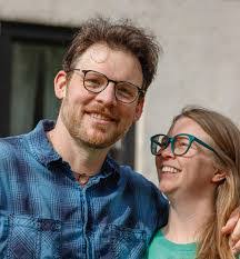 Kate Mcelroy's Instagram, Twitter & Facebook