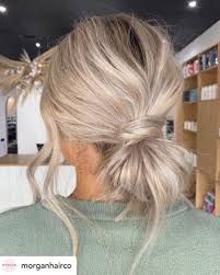 The cut is even, and the haircut looks tidy. 10 Easy Hairstyles For Work That Make You Look Ultra Professional