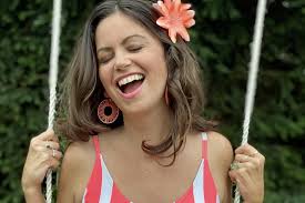 Lorraine remembers late friend Dame Deborah James as she launch No Butts  campaign