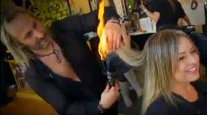Meet alberto olmedo, he is just a regular cornershop hairdresser of a neighbourhood of madrid. Hairdresser Uses Fire Swords And Claw Like Scissors To Achieve Perfect Hairstyles