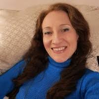 Lisa Taranto's Instagram, Twitter & Facebook