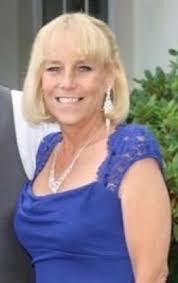 Holly Fuller's Instagram, Twitter & Facebook