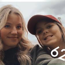 Laurel Crowder and Caleb McAlister's Wedding Website