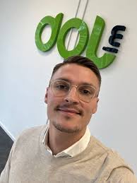 Aziz Halimi på LinkedIn: Kära nätverk! Behöver ni en rekryterare som kommer  att leta överallt för…