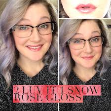 One combo brings timeless Christmas charm, the other brings a soft and  sweet twist! 🎀❤️💗 Are you feeling Team Classic or Team Pink?