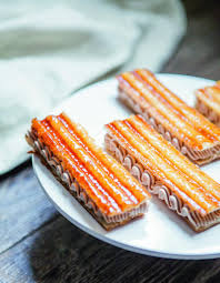 Mille Feuille Panini Au Chocolat Au Lait De Christophe Michalak Pour 4 Personnes Recettes Elle A Table Recette Recettes De Cuisine Alimentation Christophe Michalak