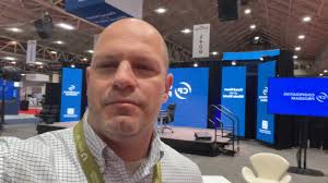 Day 32 of our Bible reading plan! Exodus 35-37, Psalm 26, Philippians 4