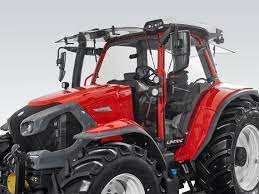 David lindner leitet das marketing und den export bei der tiroler serienmanufaktur traktorenwerk lindner. Lintrac 130 Lindner Tractors