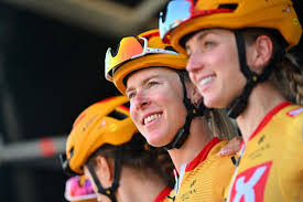 Sam Bewley's Instagram, Twitter & Facebook