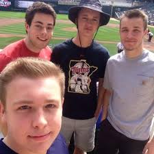 Drew Parsons (@_DrewParsons)