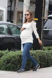 Natalie portman ist wieder schwanger! Natalie Portman Wird Immer Dicker