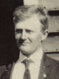 Roy Wainwright's Instagram, Twitter & Facebook